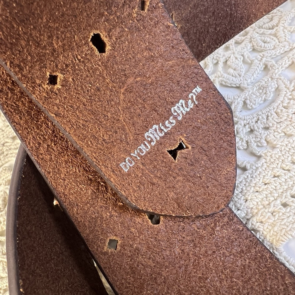 Miss Me Leather Belt Women's Sz 34 Antique Brass Tone Hearts Buckle Y2K Bling - Picture 5 of 8